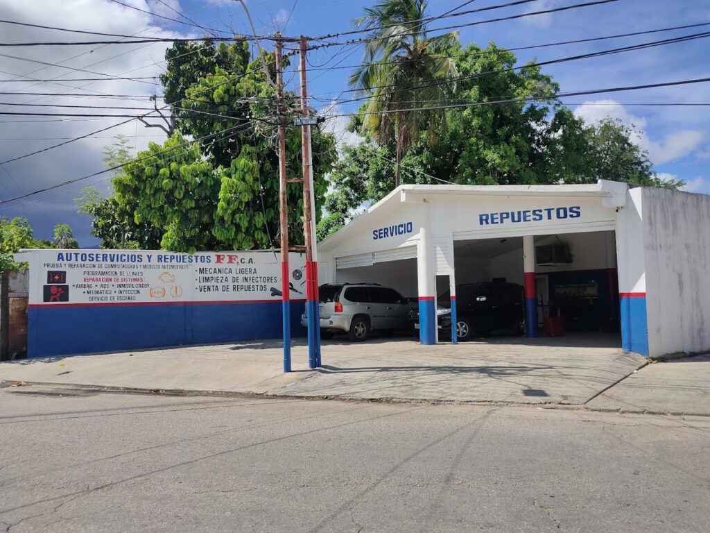 Autoservicios y repuestos FF